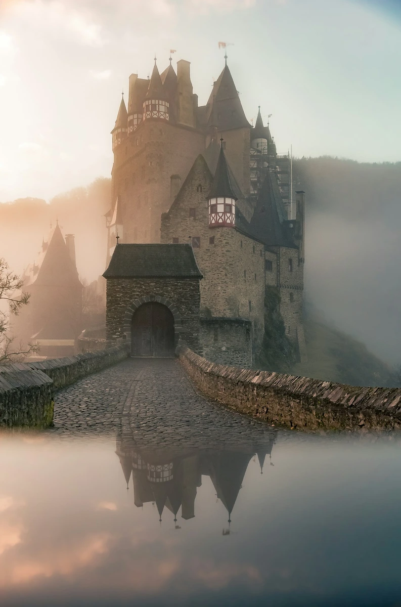 Floating Castle in the Cumulus Sky - Original